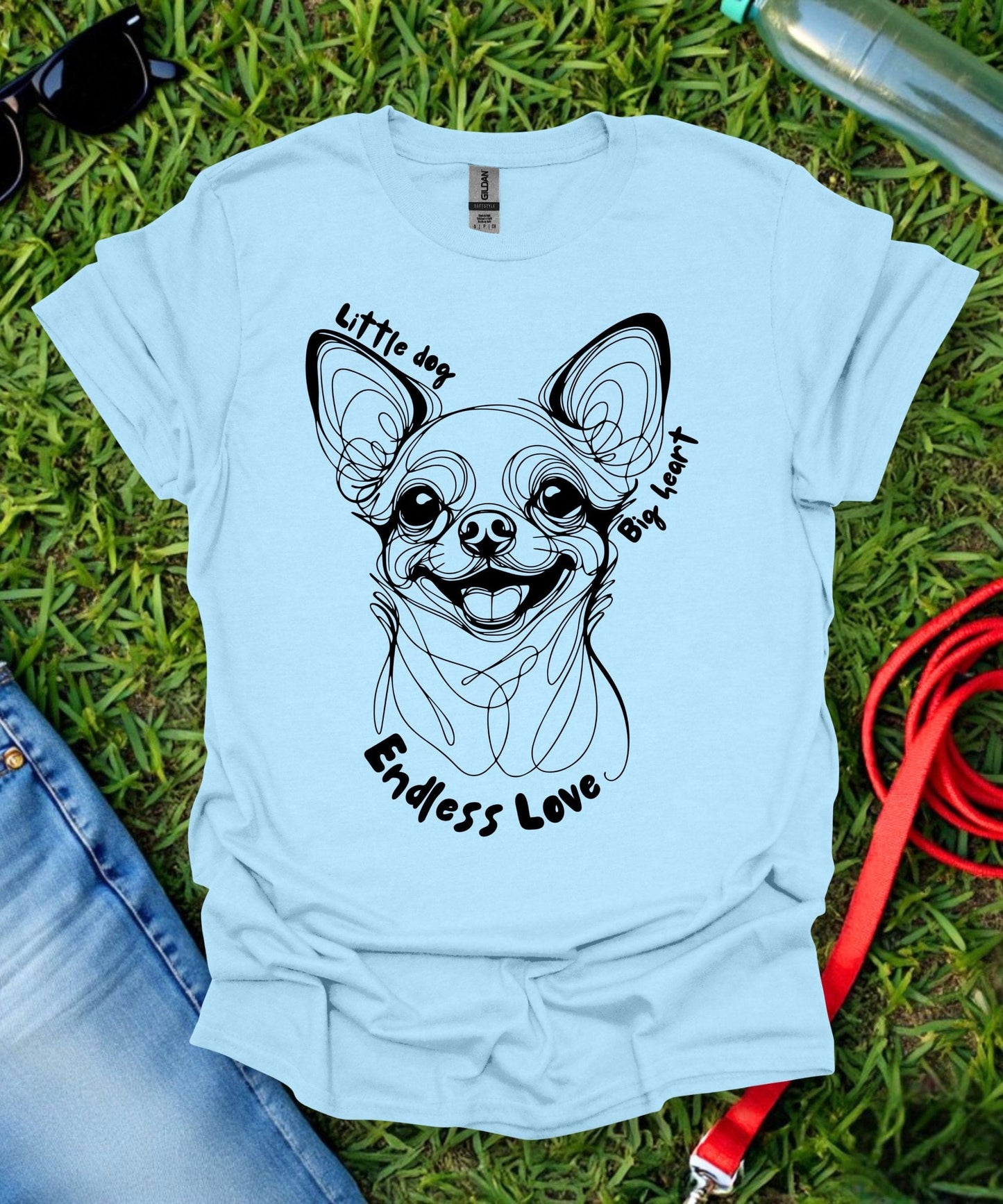 Little Dog Big Heart (Short haired Chihuahua) T-Shirt
