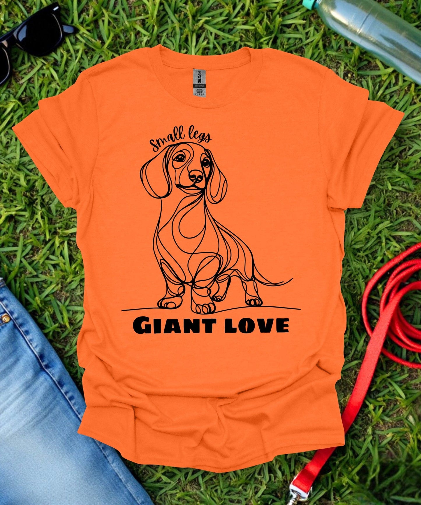 Small Legs Giant Love (Short haired Dachshund) T-Shirt
