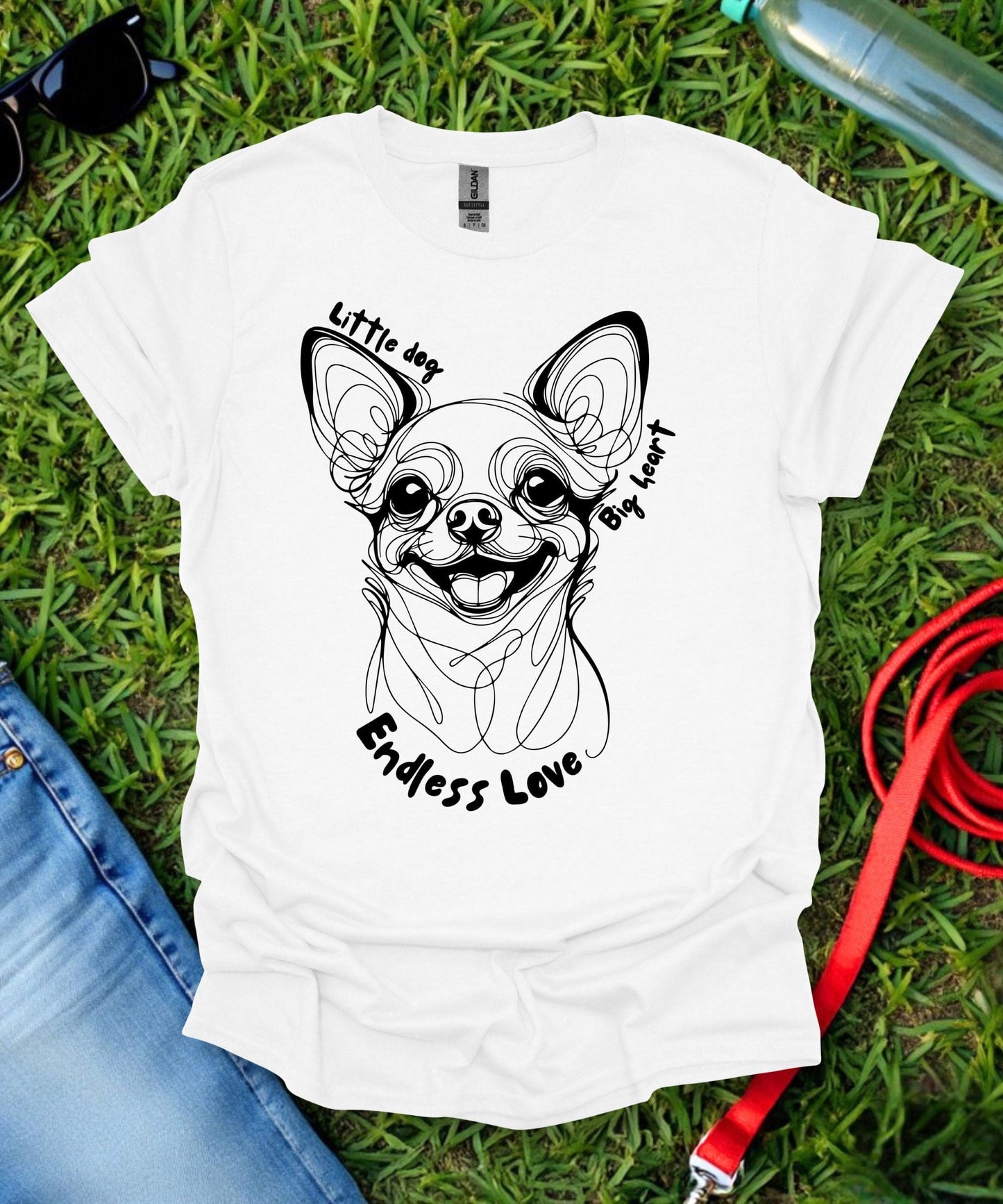Little Dog Big Heart (Short haired Chihuahua) T-Shirt